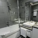 Bosmal Arjaan By Rotana Hotel