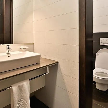 Hotel Bosmal Arjaan By Rotana 4*