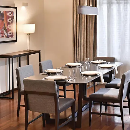 Bosmal Arjaan By Rotana Hotel
