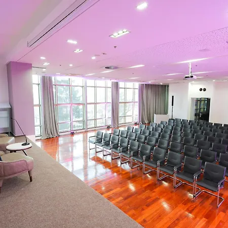 Bosmal Arjaan By Rotana 4*