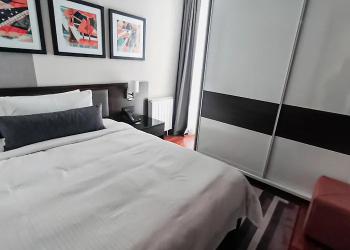 Hotel Bosmal Arjaan By Rotana 4*