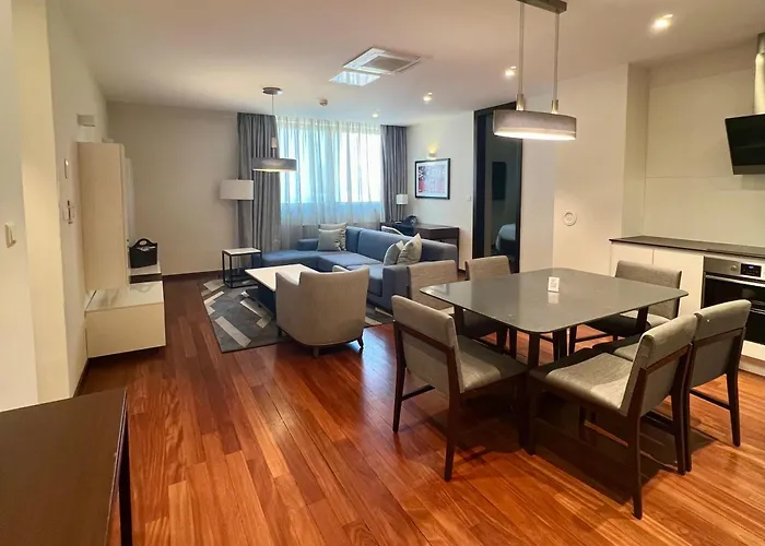 Bosmal Arjaan By Rotana Hotel 4*