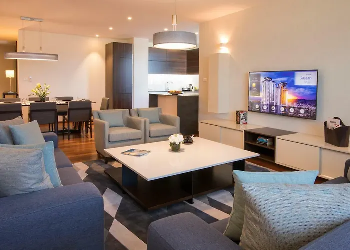 Hotel Bosmal Arjaan By Rotana 4*